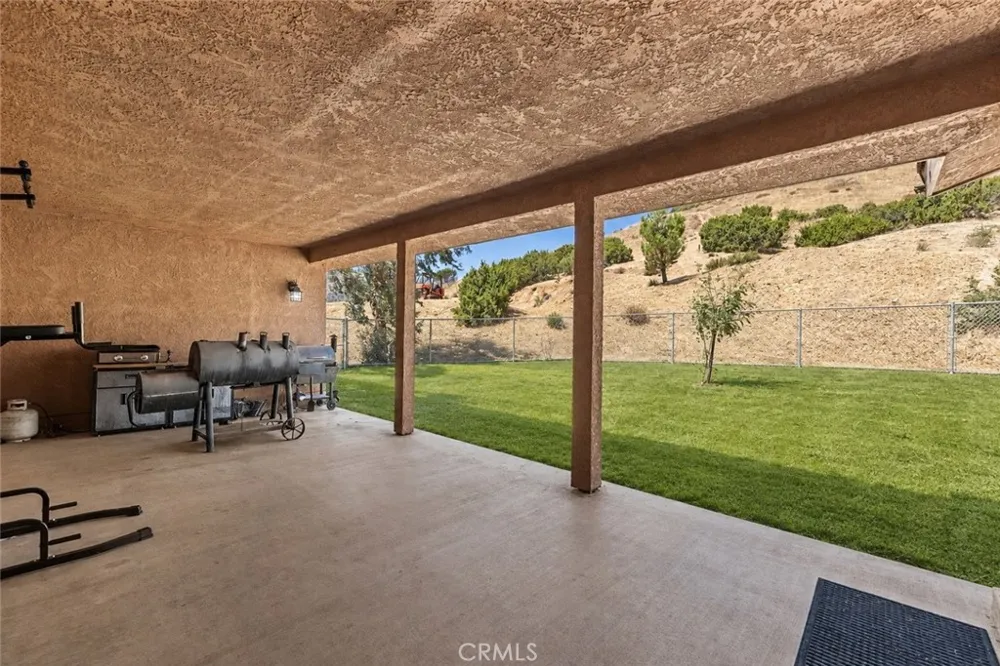 2945 Shannon Valley Acton, CA 93510