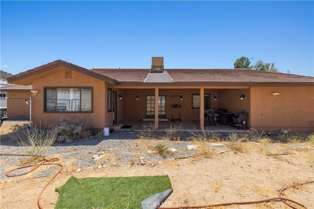 2945 Shannon Valley Acton, CA 93510