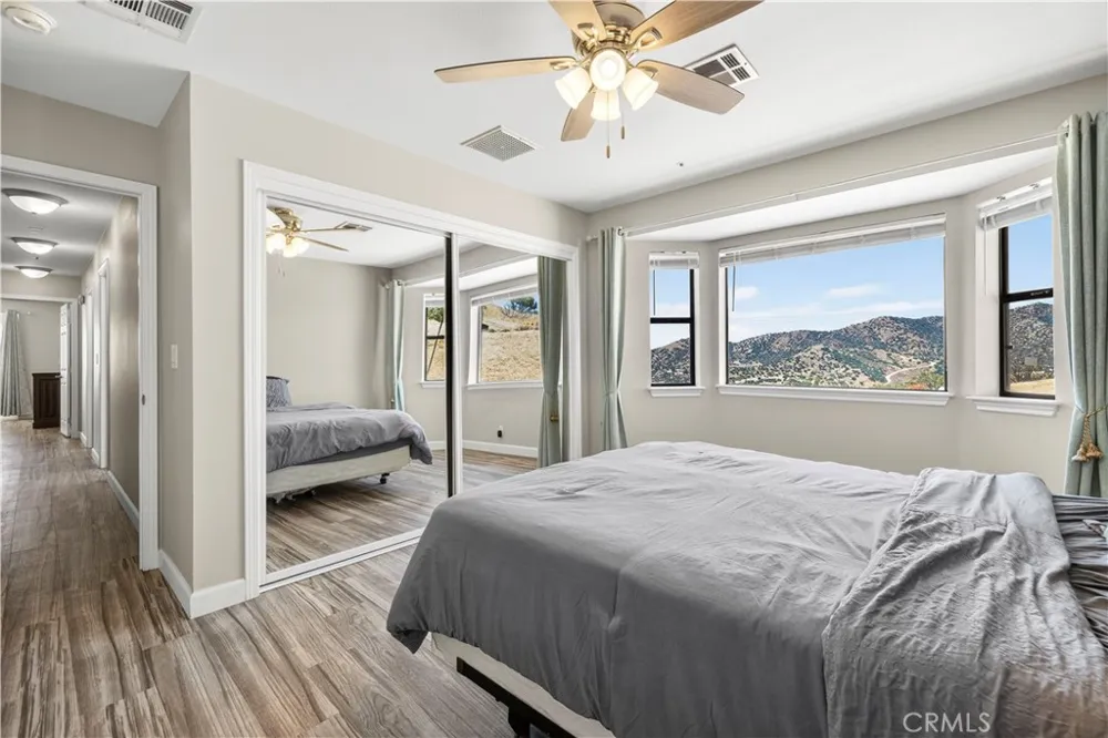 2945 Shannon Valley Acton, CA 93510