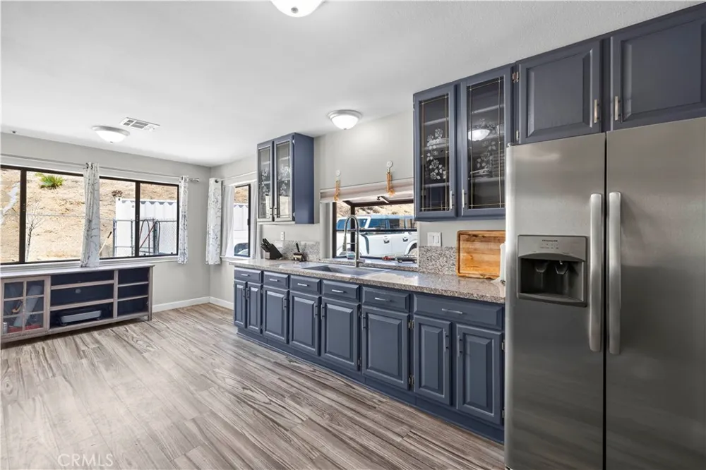 2945 Shannon Valley Acton, CA 93510