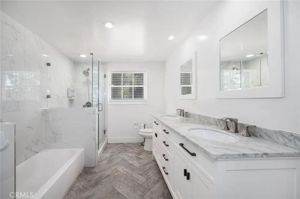 14151 Chandler Sherman Oaks, CA 91401