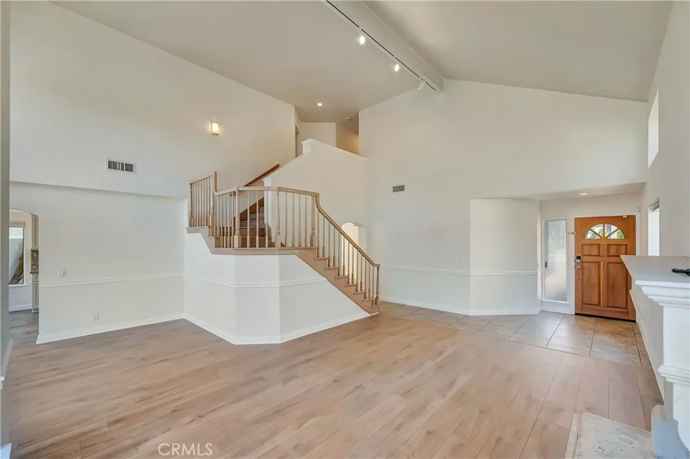 24743 Calle Altamira Calabasas, CA 91302