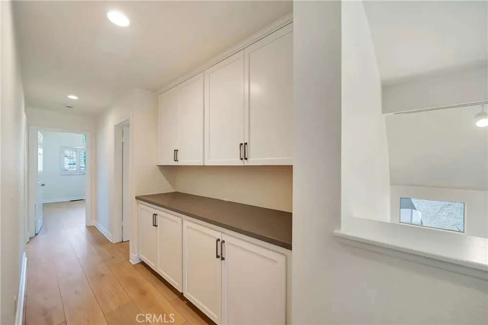 24743 Calle Altamira Calabasas, CA 91302