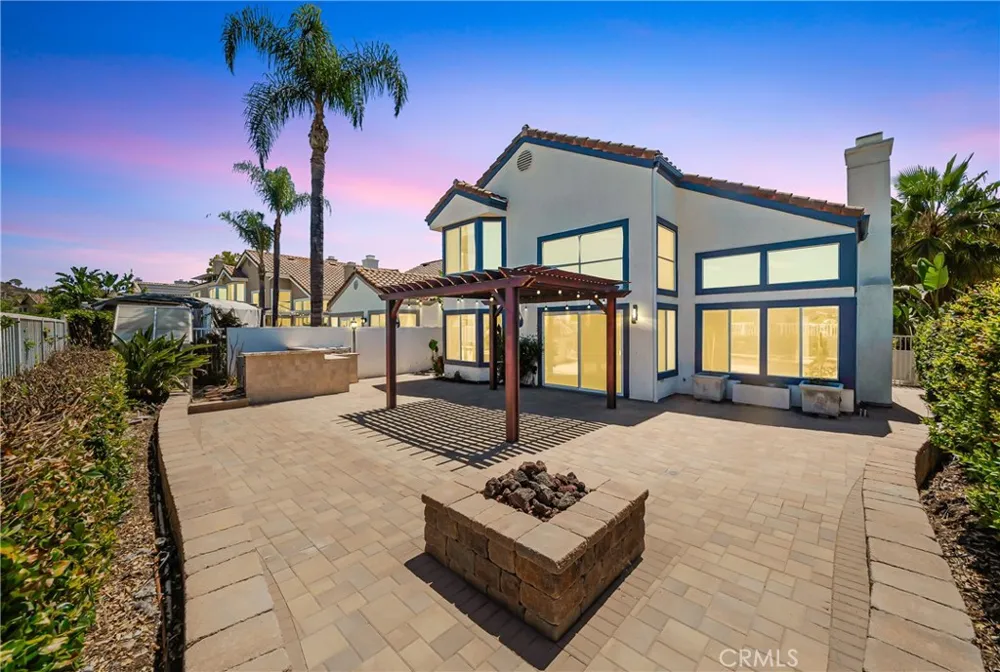 24743 Calle Altamira Calabasas, CA 91302