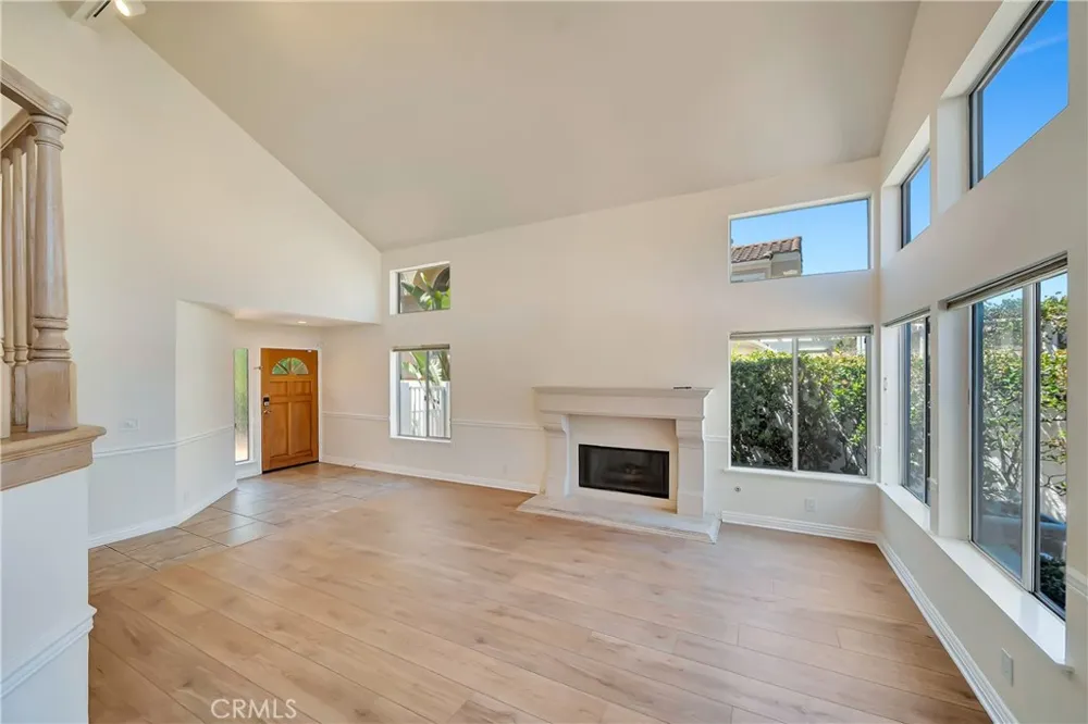 24743 Calle Altamira Calabasas, CA 91302