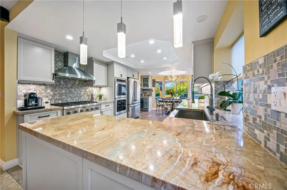 24743 Calle Altamira Calabasas, CA 91302