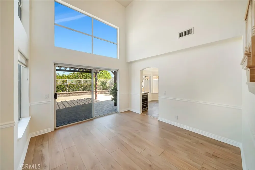 24743 Calle Altamira Calabasas, CA 91302
