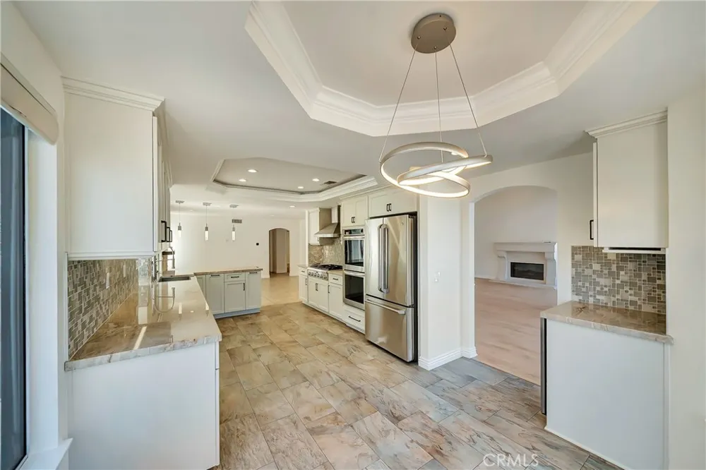 24743 Calle Altamira Calabasas, CA 91302