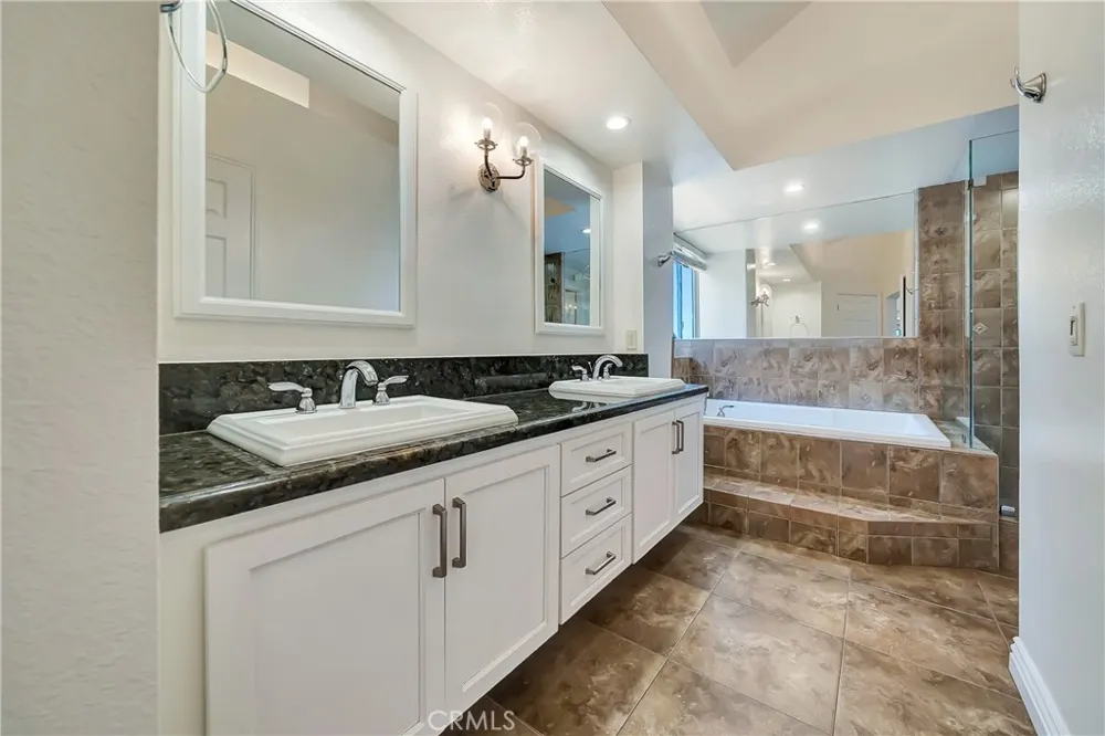 24743 Calle Altamira Calabasas, CA 91302