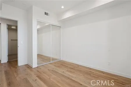 222 Manhattan Los Angeles, CA 90004