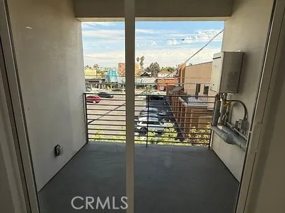 222 Manhattan Los Angeles, CA 90004