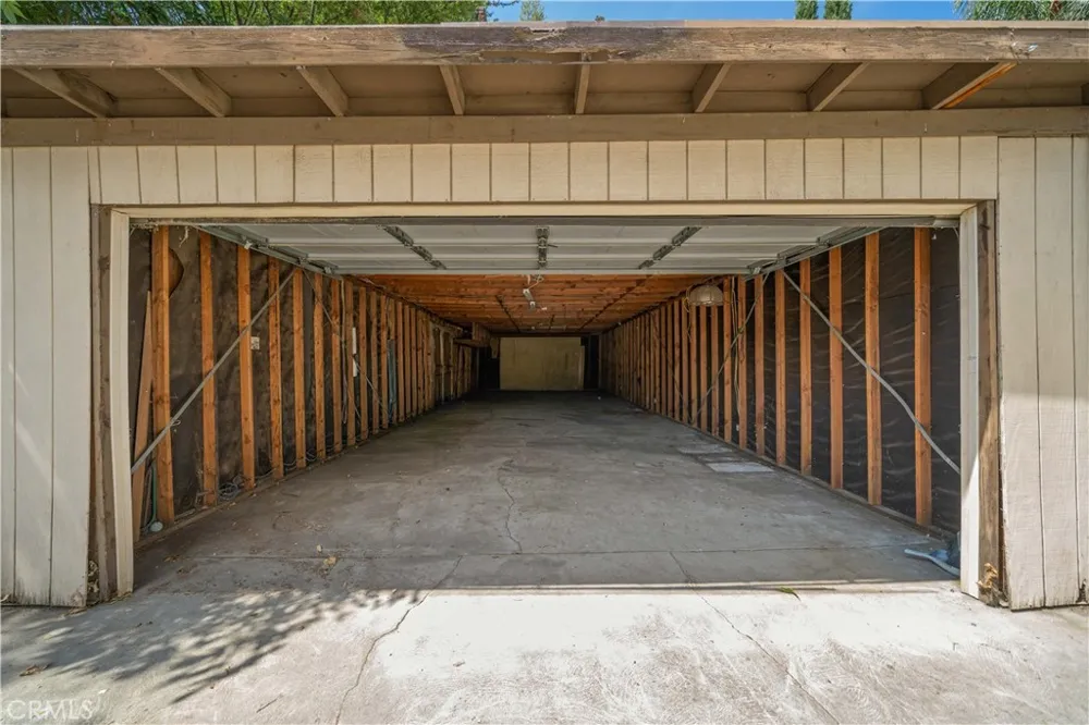 12473 Ralston Sylmar, CA 91342