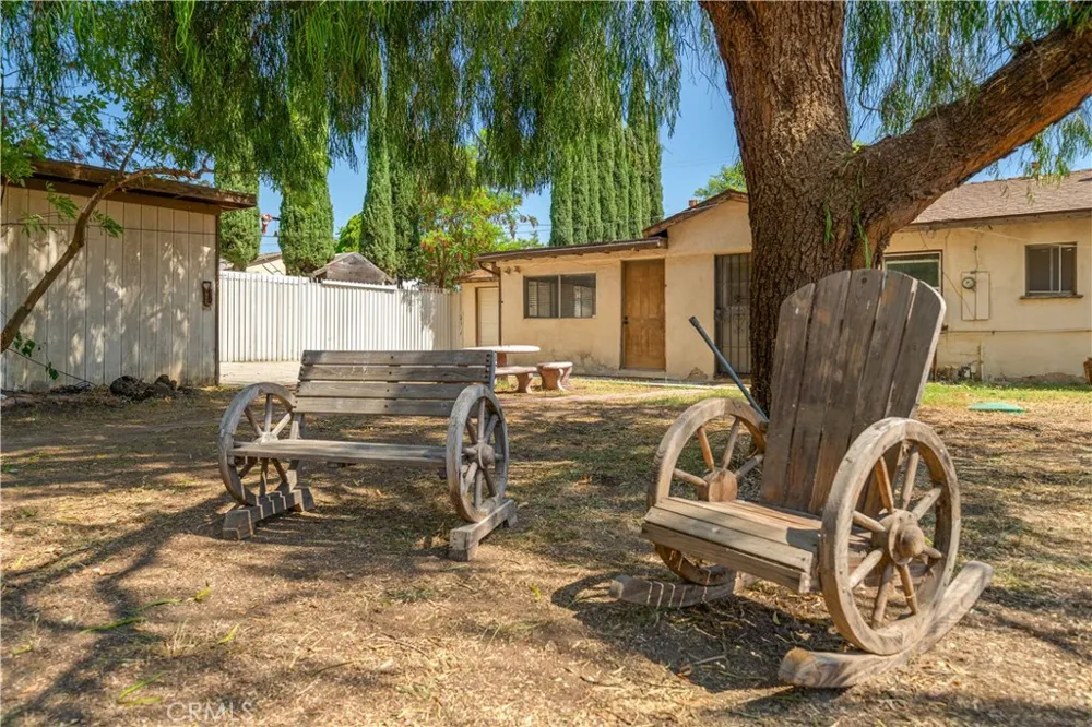 12473 Ralston Sylmar, CA 91342