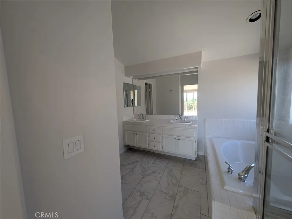 2504 Rutland Place Thousand Oaks, CA 91362