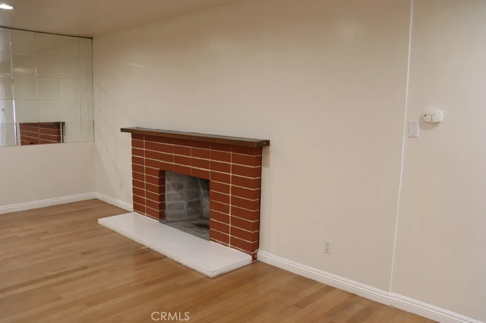 18616 Lassen Street Northridge, CA 91324