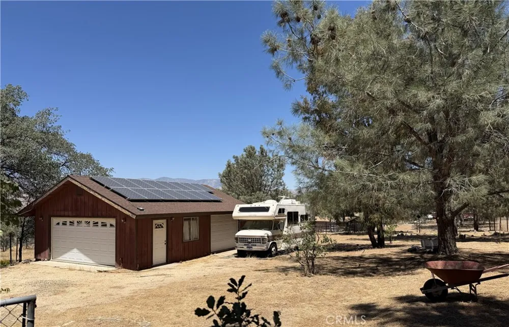 3512 Oakwood Mountain Mesa, CA 93240