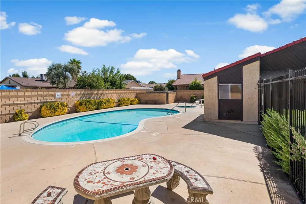 1152 E Avenue J12 Lancaster, CA 93535