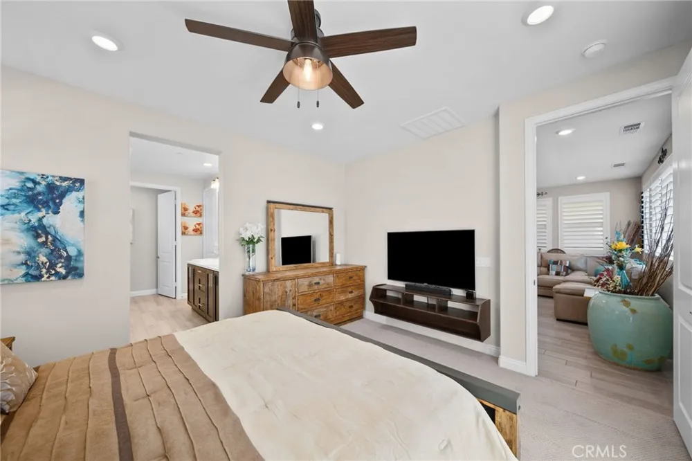 27105 Yearling Saugus, CA 91350