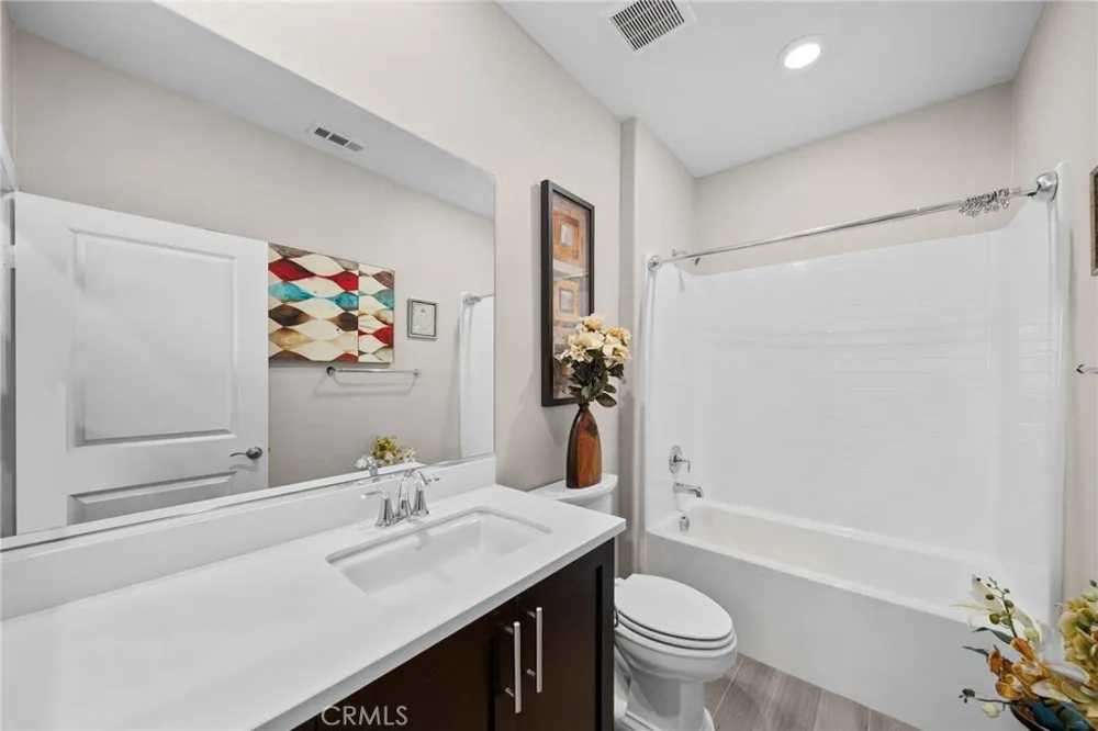 27105 Yearling Saugus, CA 91350