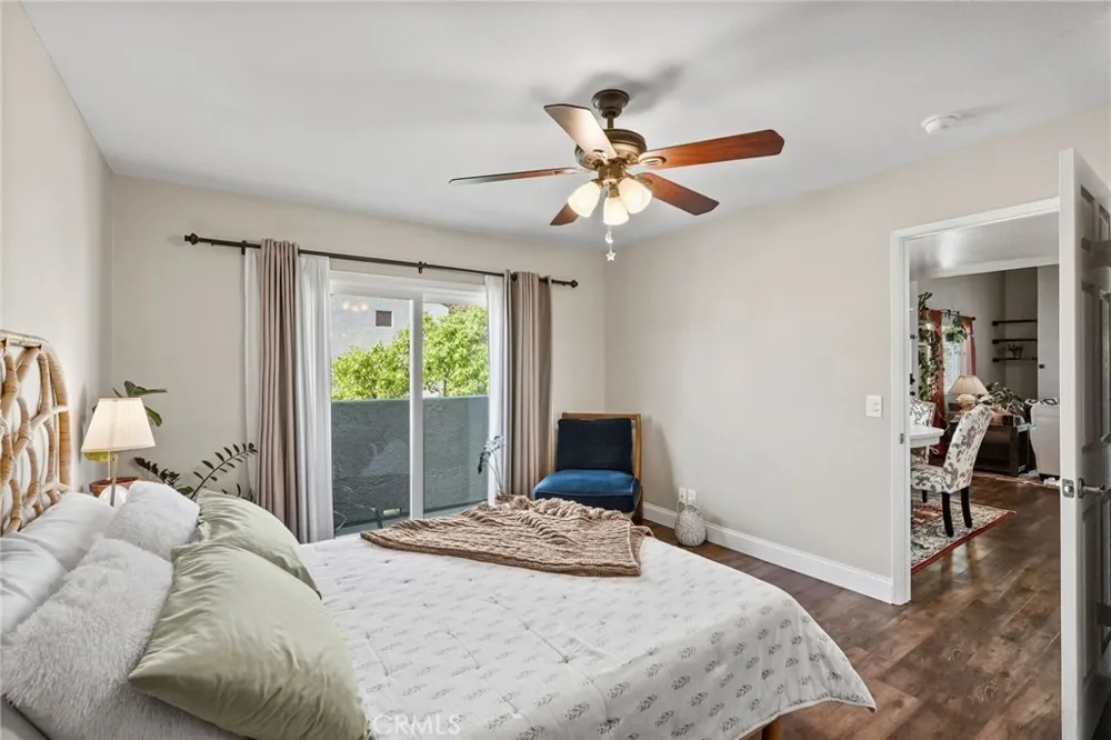 21227 Trumpet Drive #202 Newhall, CA 91321