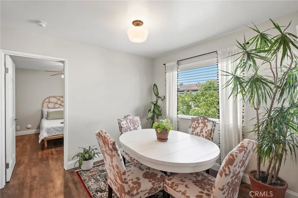 21227 Trumpet Drive #202 Newhall, CA 91321