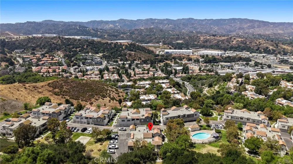 21227 Trumpet Drive #202 Newhall, CA 91321