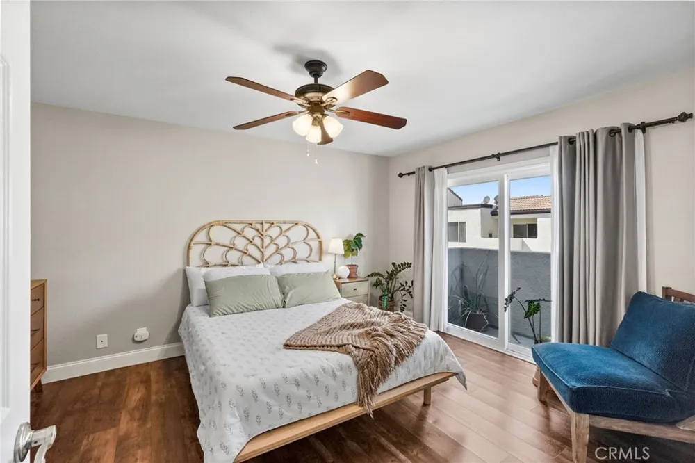 21227 Trumpet Drive #202 Newhall, CA 91321