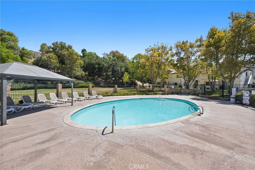 21227 Trumpet Drive #202 Newhall, CA 91321