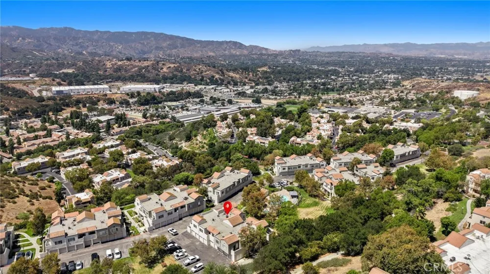 21227 Trumpet Drive #202 Newhall, CA 91321