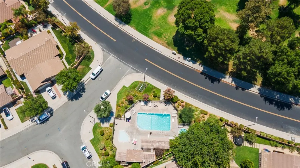 25503 Via Impreso Valencia, CA 91355