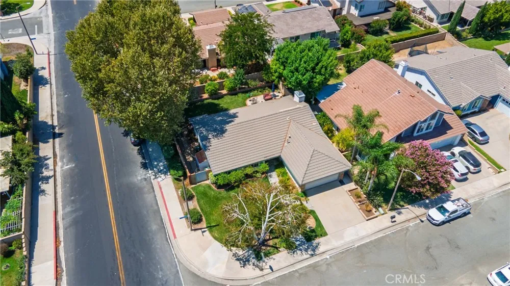 25503 Via Impreso Valencia, CA 91355