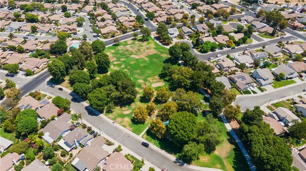 25503 Via Impreso Valencia, CA 91355