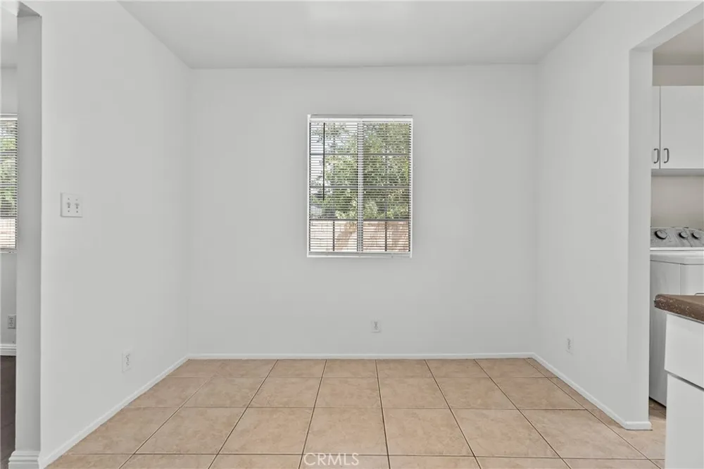 6906 Alabama Canoga Park, CA 91303