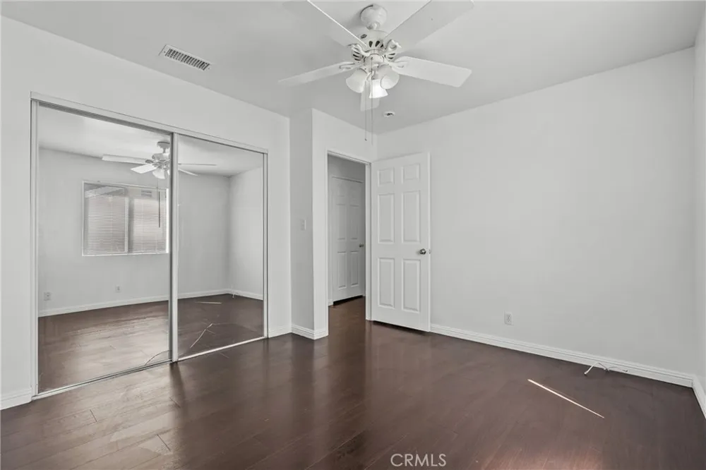 6906 Alabama Canoga Park, CA 91303