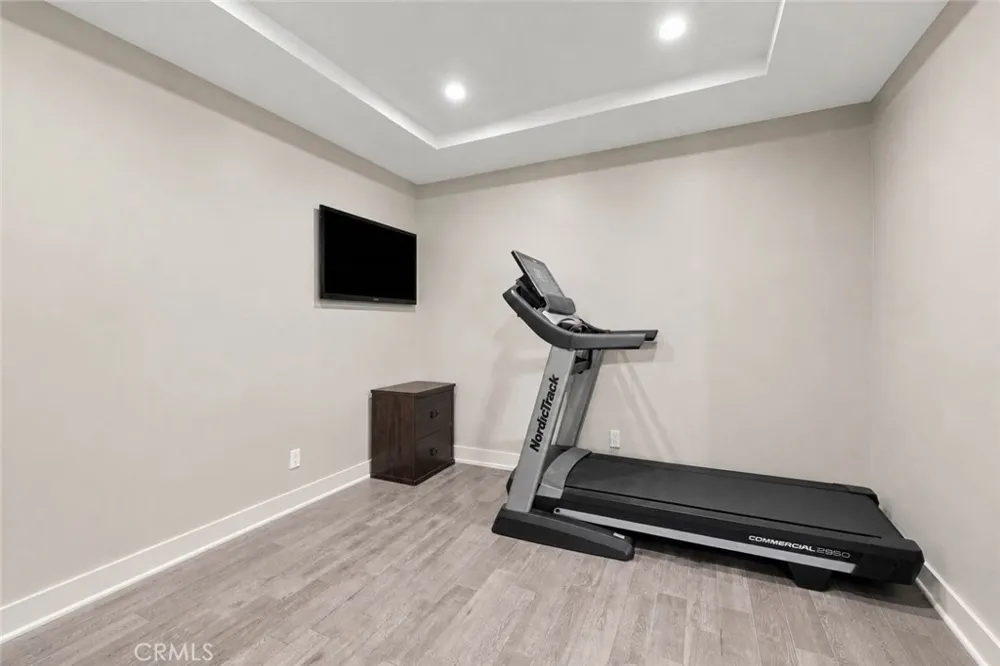 450 N Palm Dr #407 Beverly Hills, CA 90210