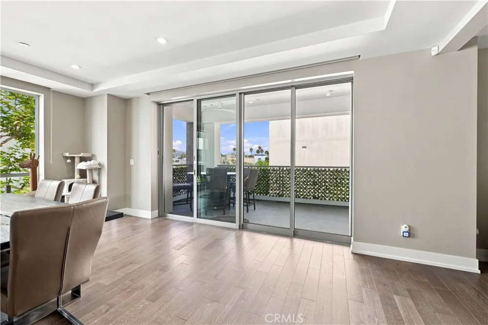 450 N Palm Dr #407 Beverly Hills, CA 90210