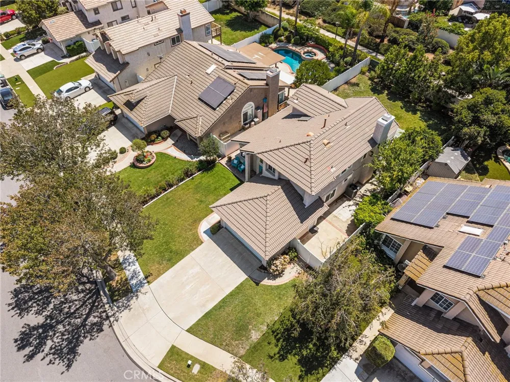 372 Spring Breeze Court Simi Valley, CA 93065