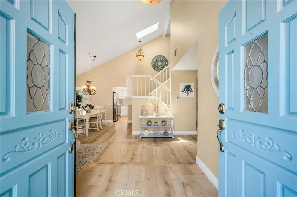 372 Spring Breeze Court Simi Valley, CA 93065