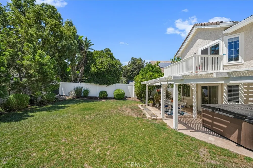 372 Spring Breeze Court Simi Valley, CA 93065