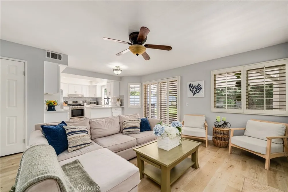 372 Spring Breeze Court Simi Valley, CA 93065