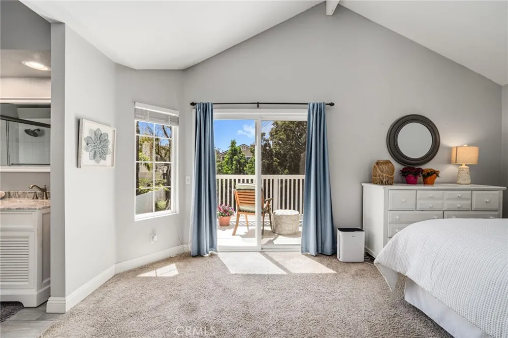 372 Spring Breeze Court Simi Valley, CA 93065