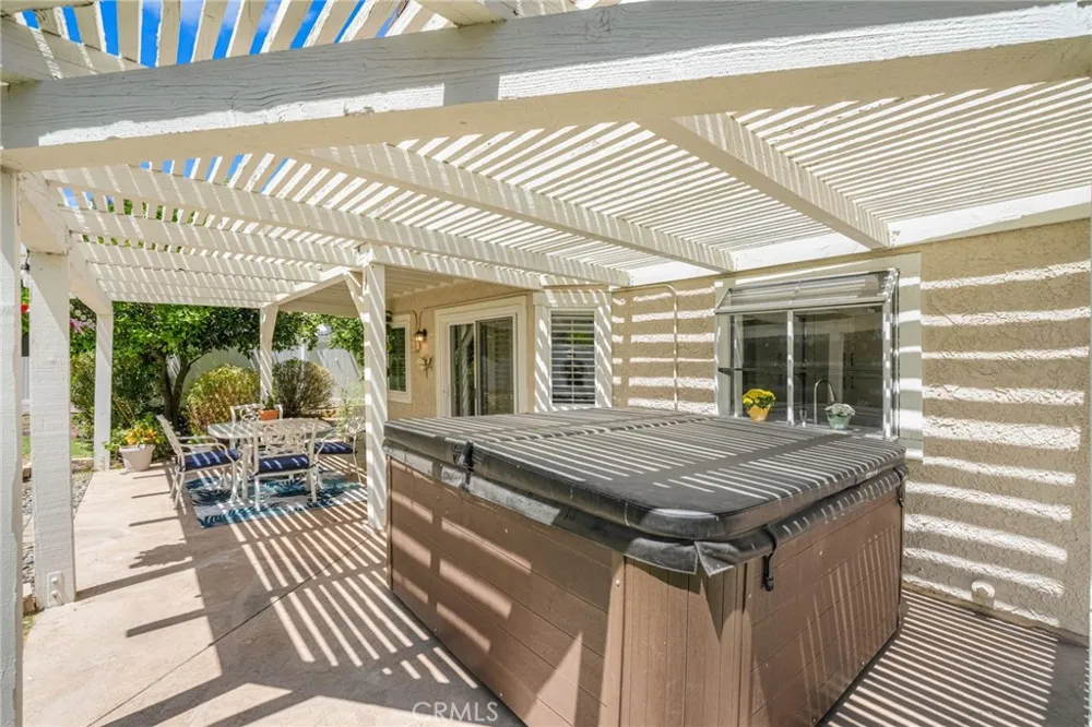 372 Spring Breeze Court Simi Valley, CA 93065