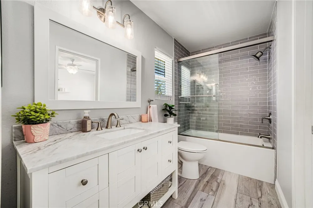372 Spring Breeze Court Simi Valley, CA 93065