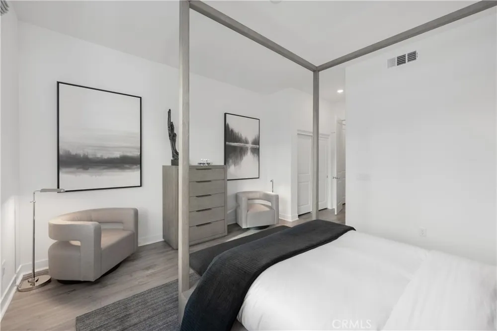27225 Cranmore #101 Valencia, CA 91381