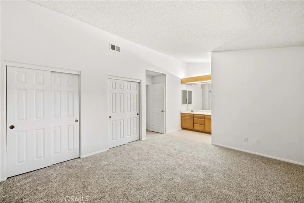 1510 E Avenue J12 Lancaster, CA 93535