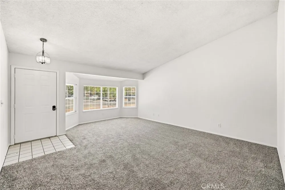 1510 E Avenue J12 Lancaster, CA 93535