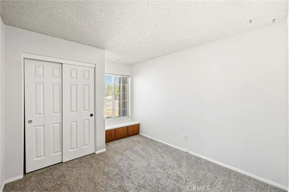 1510 E Avenue J12 Lancaster, CA 93535