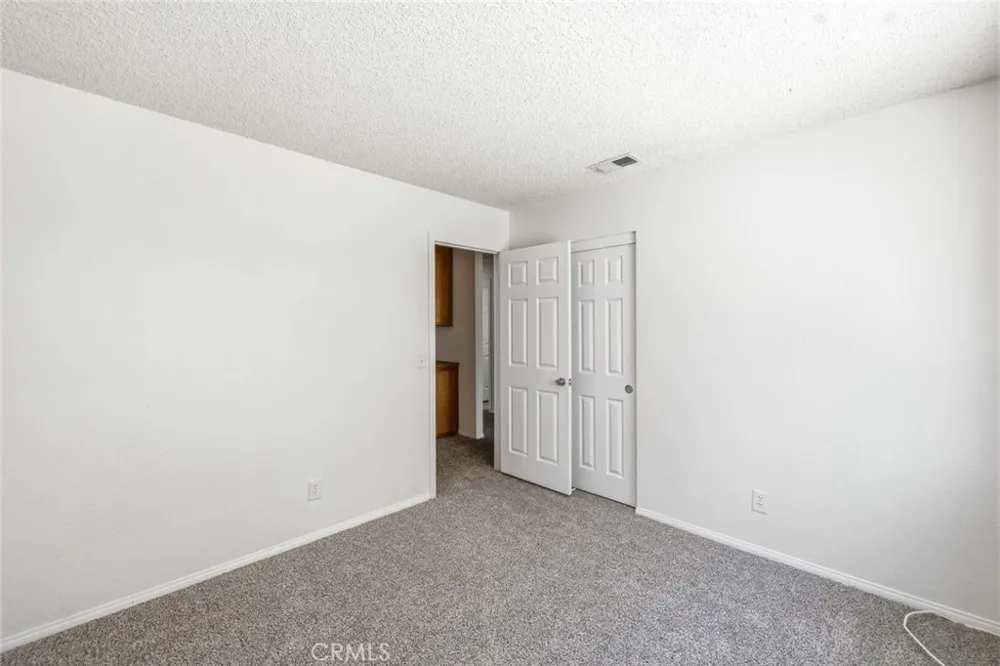1510 E Avenue J12 Lancaster, CA 93535