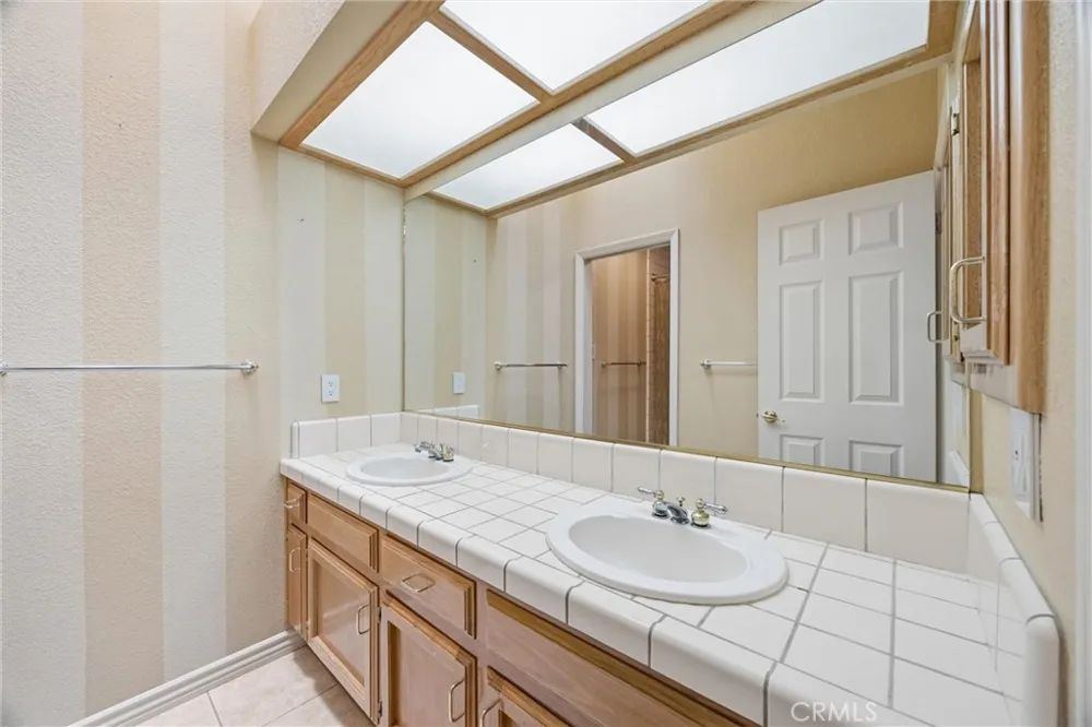 8706 Dalby Court Bakersfield, CA 93313