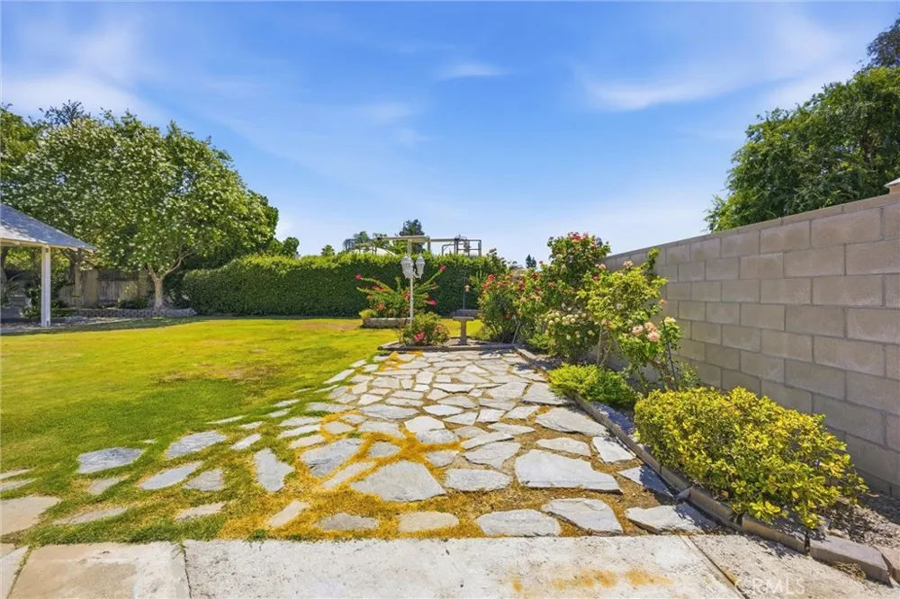 8706 Dalby Court Bakersfield, CA 93313